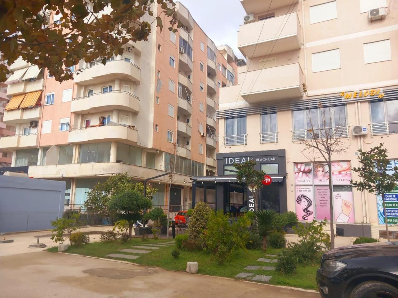 Amaris Apartment ドゥラス エクステリア 写真